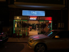 Tac Palace